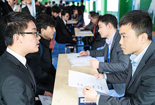 重庆新华高二学空乘来得及吗
