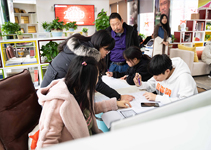 ���б���